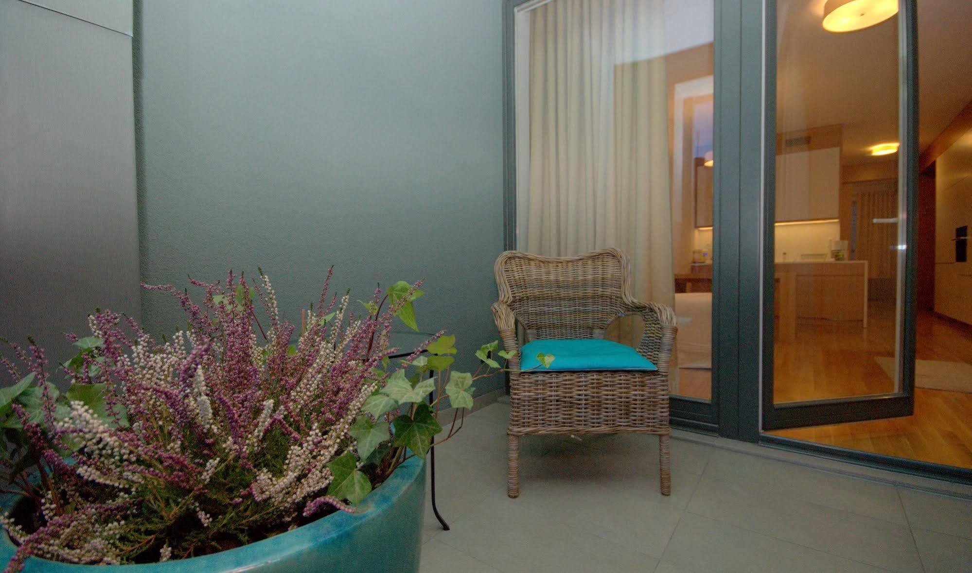 Irs Royal Apartments Apartamenty Irs Kwartal Kamienic Danzica Esterno foto